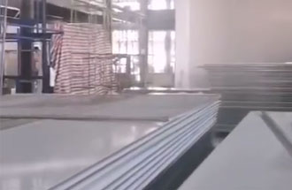 2020年8月21日，志遠(yuǎn)凈化工程項目傳回的汝城智能中央廚房凈化車間工程進(jìn)度